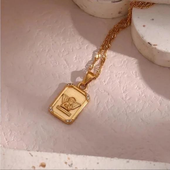 NEW 18K GOLD ANGEL PENDANT DIAMOND NECKLACE - Picture 5 of 5